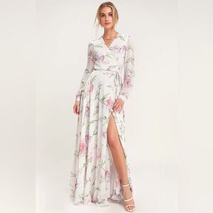 Lulu's Loving You White Floral Print Long Sleeve Wrap Maxi Women'sDress (SizeXS)